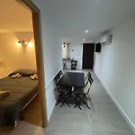 Piso Con Jardin, De Playa Fenals